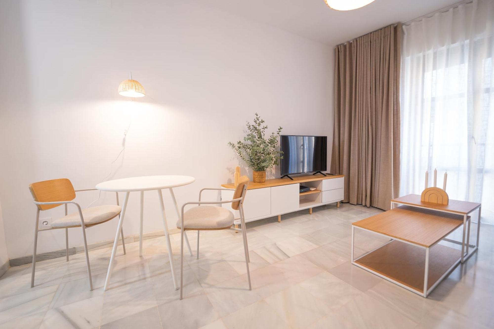 Reyes Catolicos II Suite Apartment Seville Exterior photo